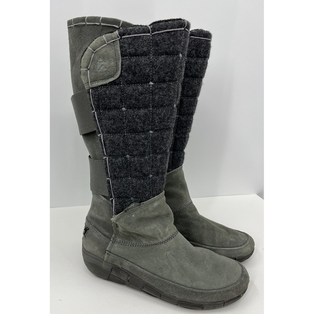 Cushe QuiltTrip Waterproof Winter Boot Size 6 Slip On Gray Suede Quilted
